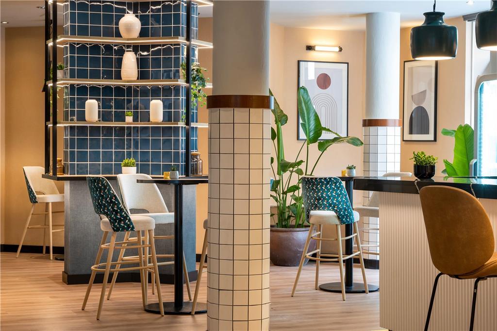 Hotel Center Affiliated By Melia 4*